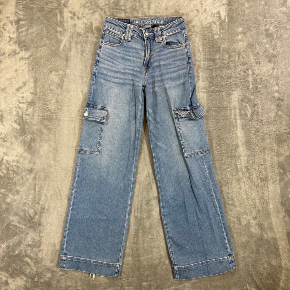 American Eagle Super High Rise Baggy Wide Leg Jeans Women's Size 000 Light Blue